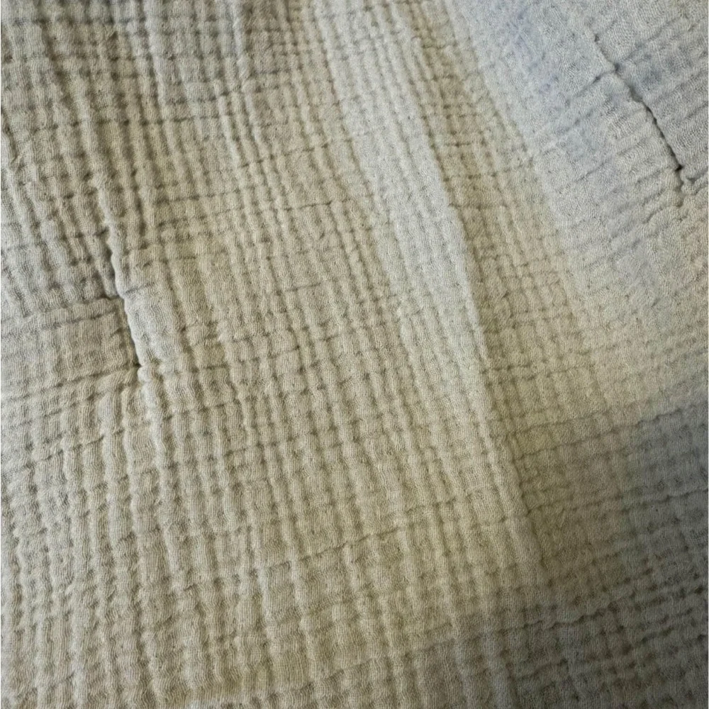 Parachute cream and grey quilted comforter